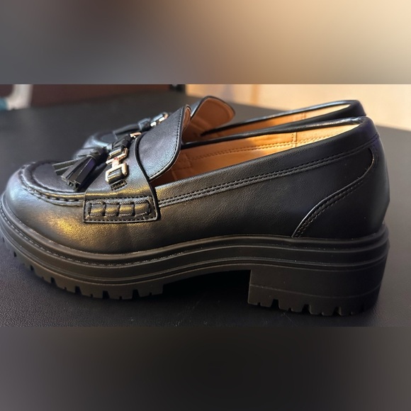 New Womens Lug Sole Platform Mid Chunky Heel Loafers Classic Round Toe Slip - Picture 3 of 11